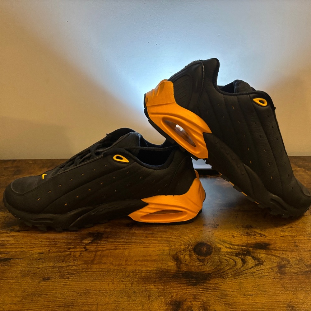 DRAKE EDITION HOT STEP AIR TERRA NOCTA BLACK/WHITE/CHROME SNEAKERS
